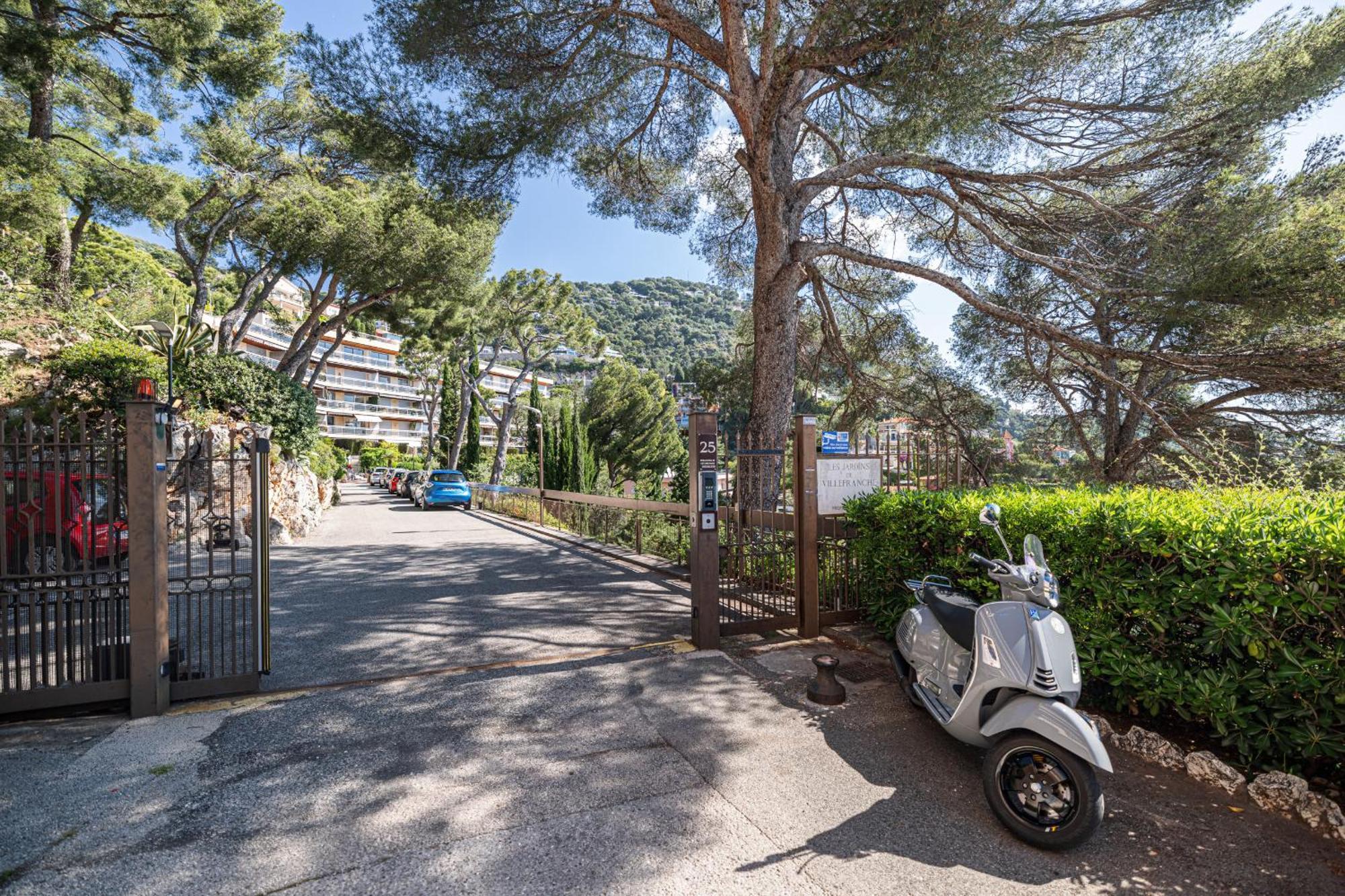 Extraordinary Sea View - 1 Bdr With Ac Apartment Villefranche-sur-Mer Exterior photo